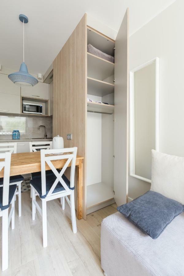 Apartament Downtown Apartment Гдиня Екстериор снимка