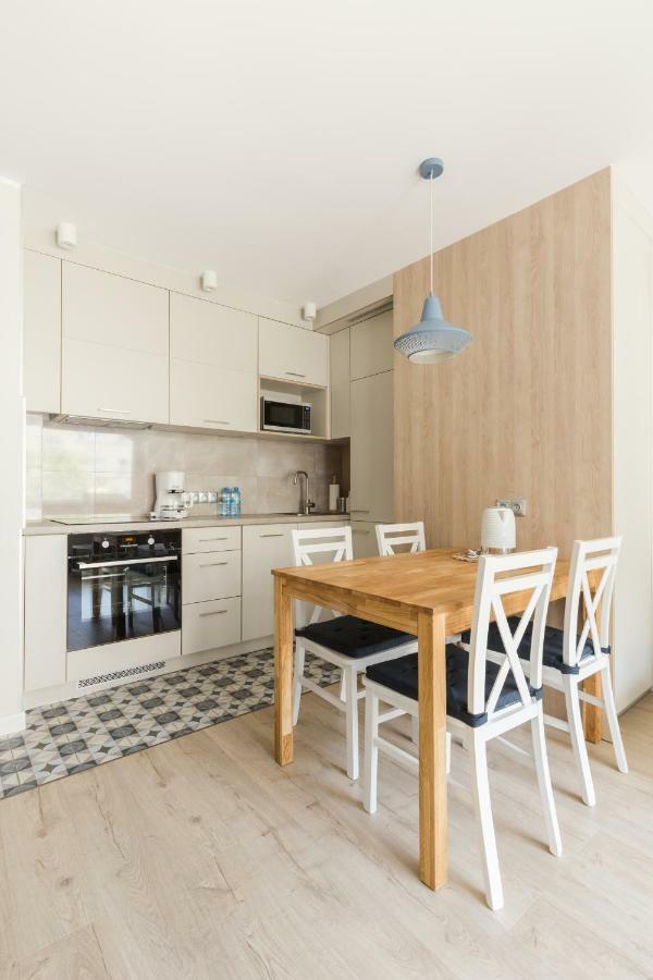 Apartament Downtown Apartment Гдиня Екстериор снимка